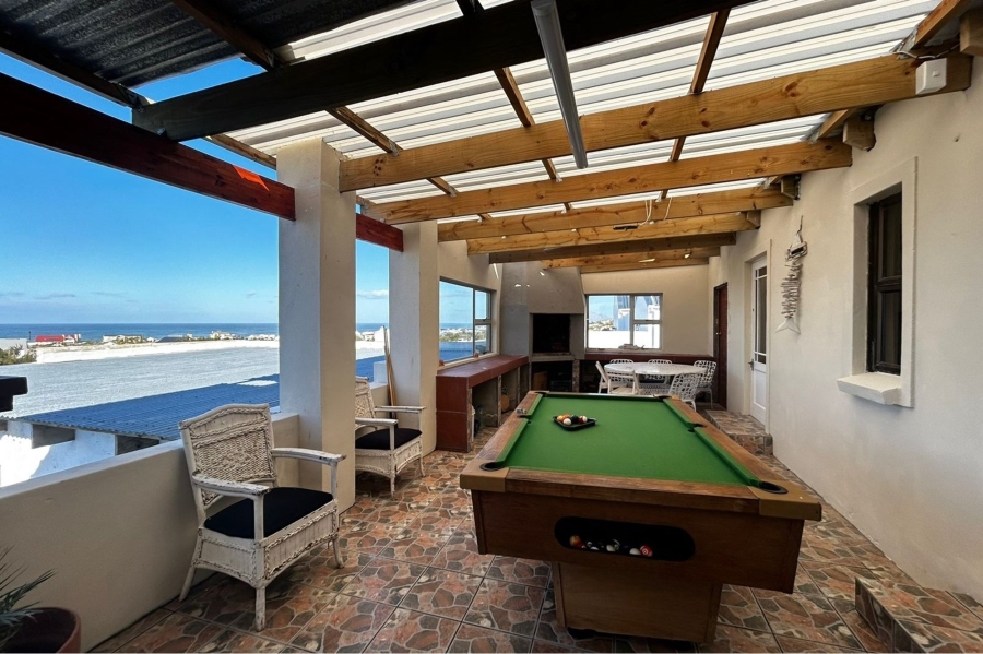 9 Bedroom Property for Sale in Bettys Bay Western Cape